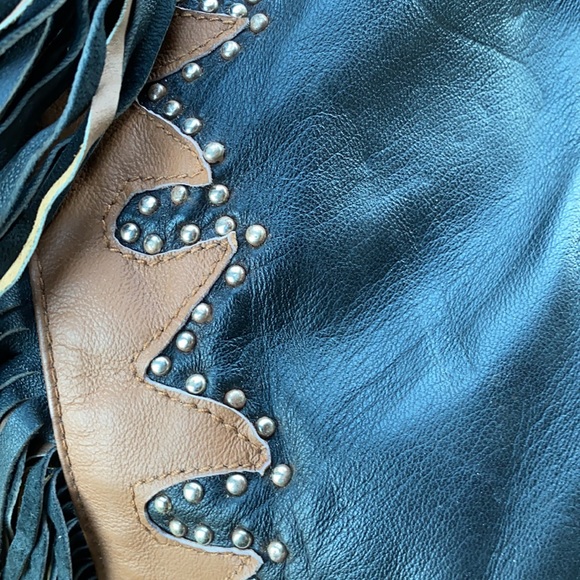 🎓$50/CollegeBlowoutSale📚-Reg$100-CustomSoftLeather jacket with fringe & rivets - Picture 6 of 9